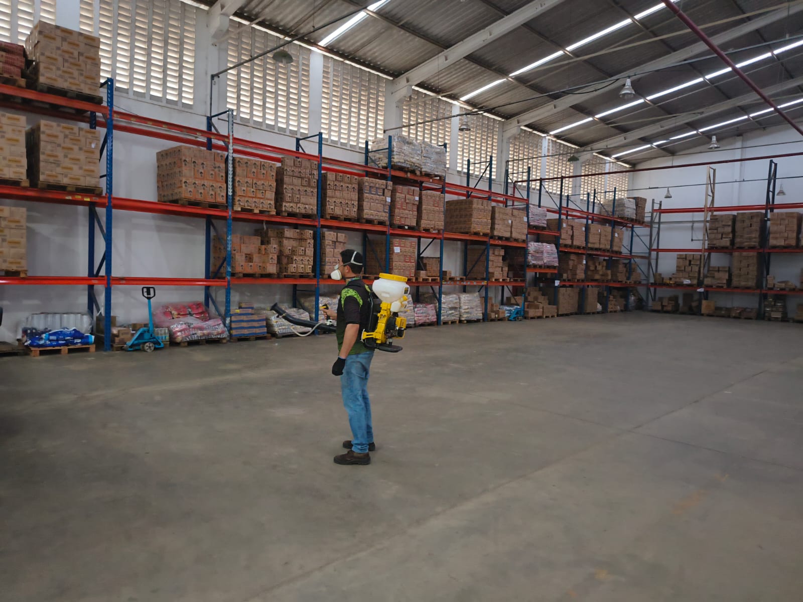 Aplicação de desinsetização Control Lar